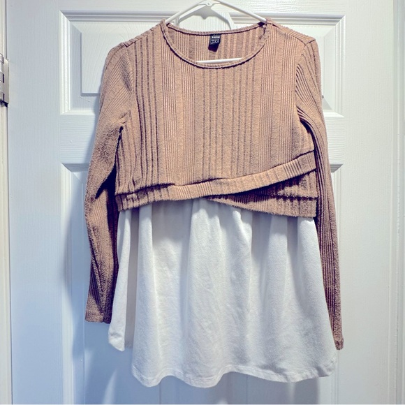 SHEIN maternity & nursing top - Picture 2 of 4